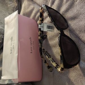 FINAL MARKDOWN - Kate Spade Sunglasses Hello Sunshine - with case